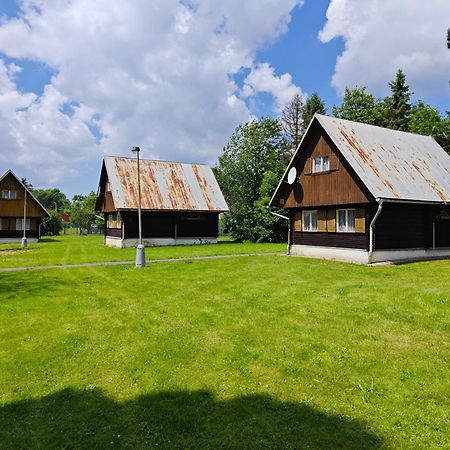Bungalovy Roznov Vila Rožnov pod Radhoštěm Exterior foto