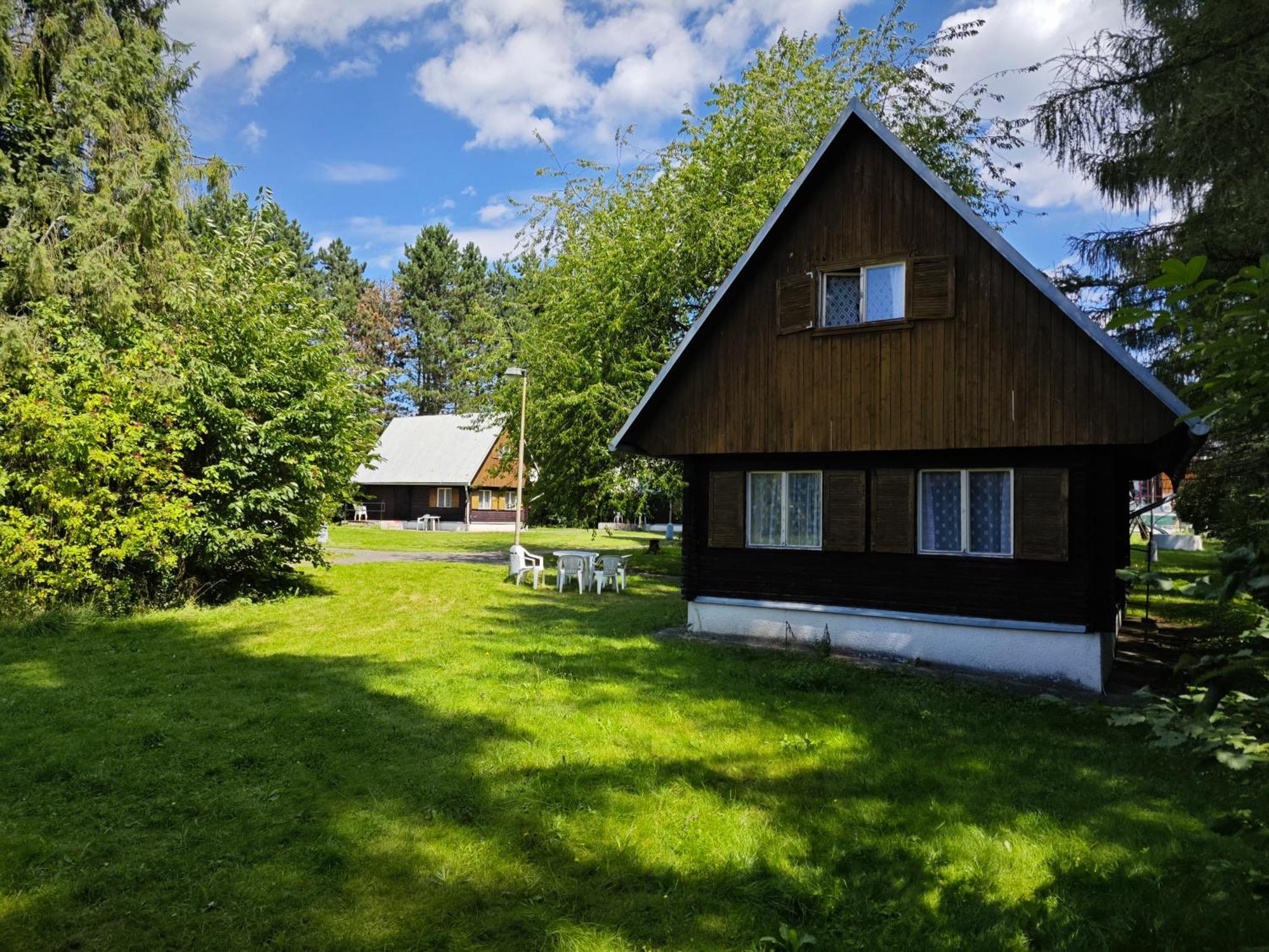 Bungalovy Roznov Vila Rožnov pod Radhoštěm Exterior foto