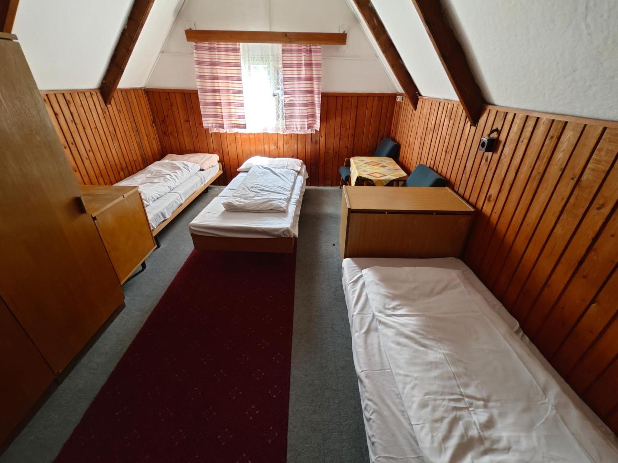 Bungalovy Roznov Vila Rožnov pod Radhoštěm Exterior foto